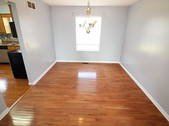 4th image of 5531 Joanne Dr