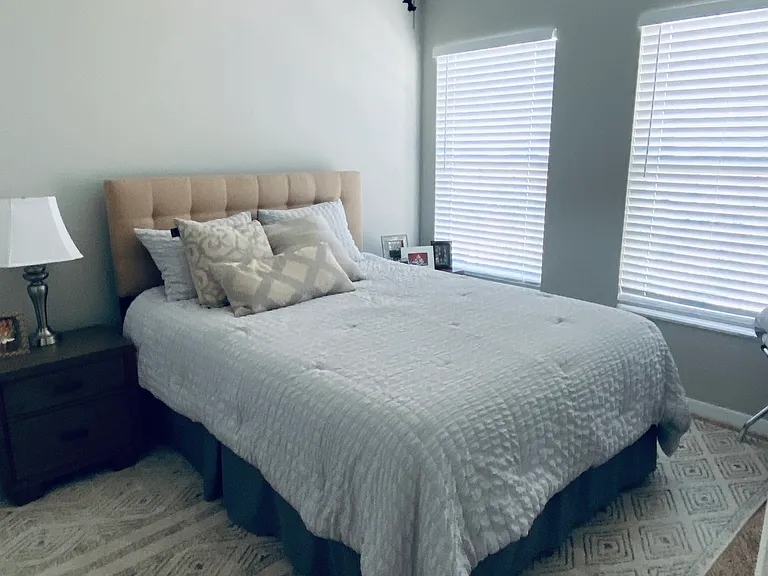 639 Vallance Way NE — Photo 24