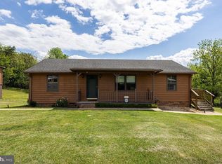 113 Dock St, Luray, VA 22835