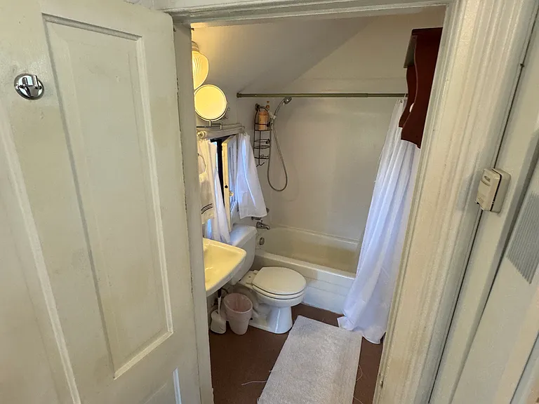 706 Sherman Ave #5 — Photo 13