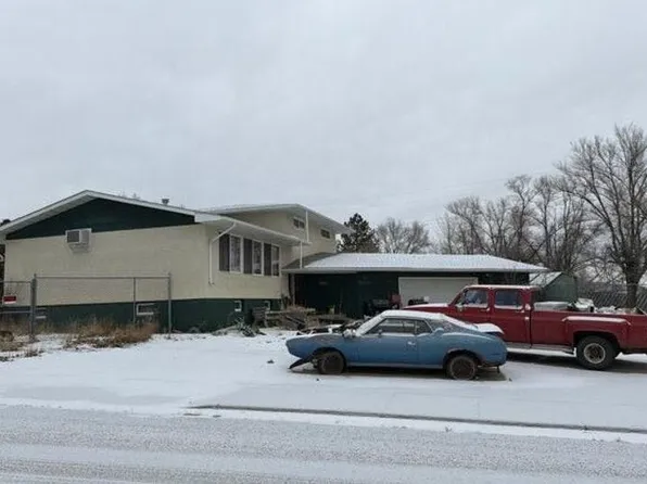 700 Oak St, Glendive, MT 59330