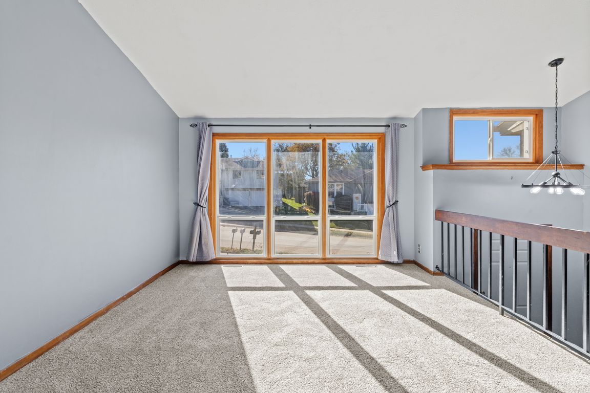 next background image