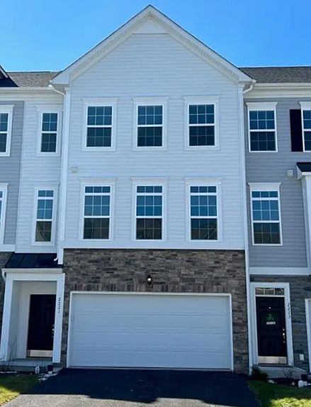 2221 Shawnee Drive