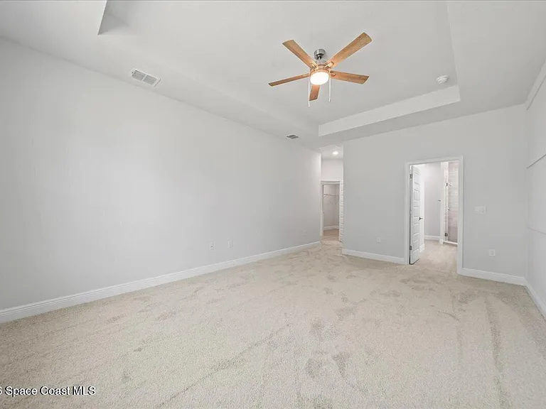 407 Cellini Ave NE — Photo 14