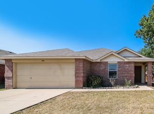 201 Maned Dr, Sanger, TX 76266