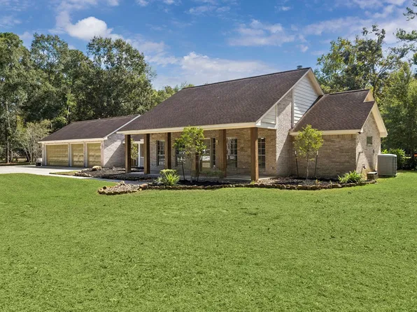 906 Valley Commons Dr, Huffman, TX 77336