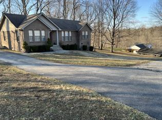 392 Houston Point Subdivision Rd, Mount Vernon, KY 40456