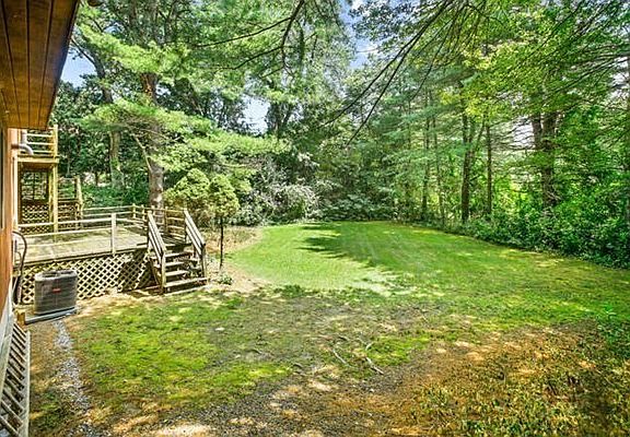 4th image of 33 Hobbs Brook Rd