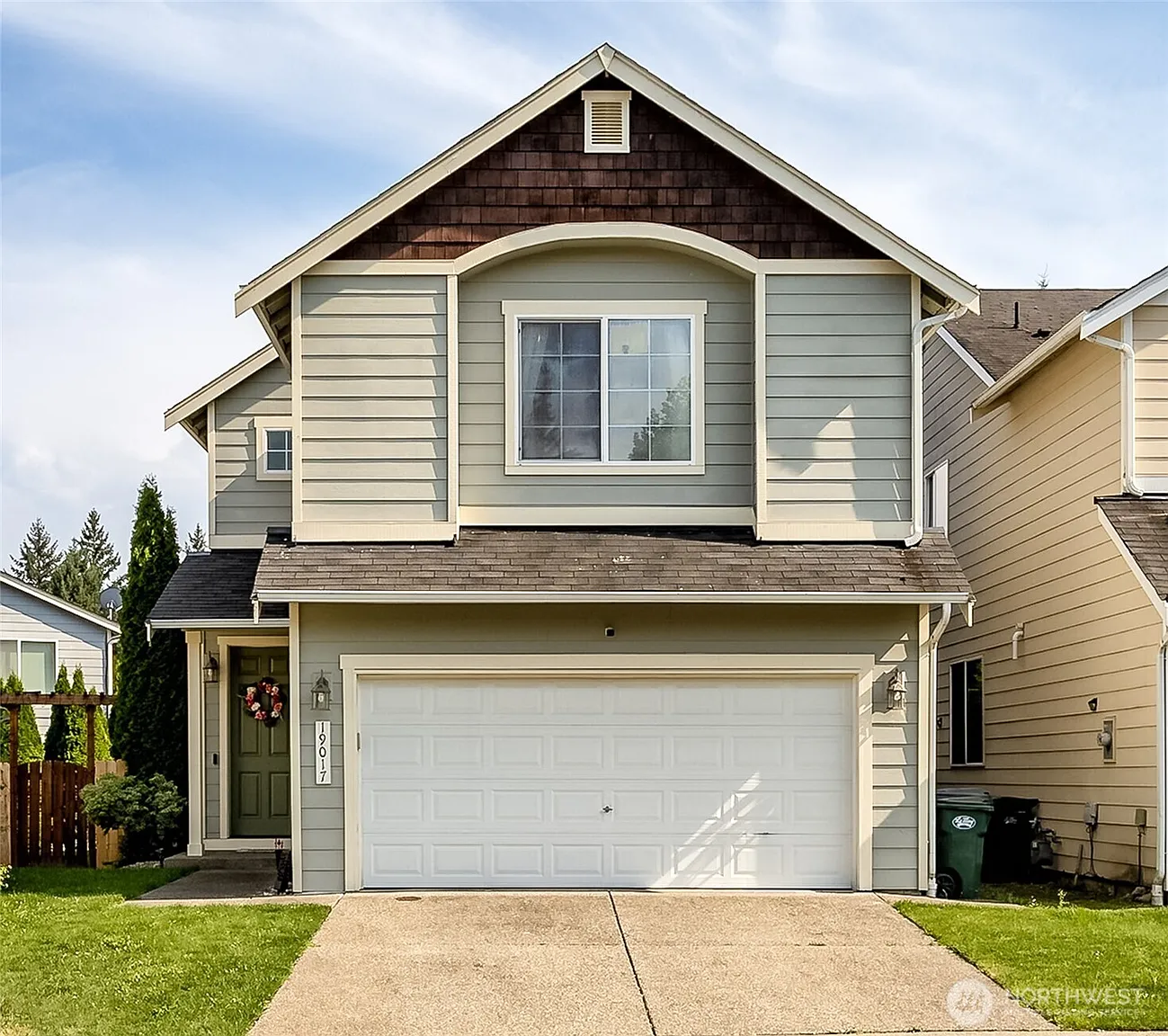 19017 96th Avenue Ct E photo 1