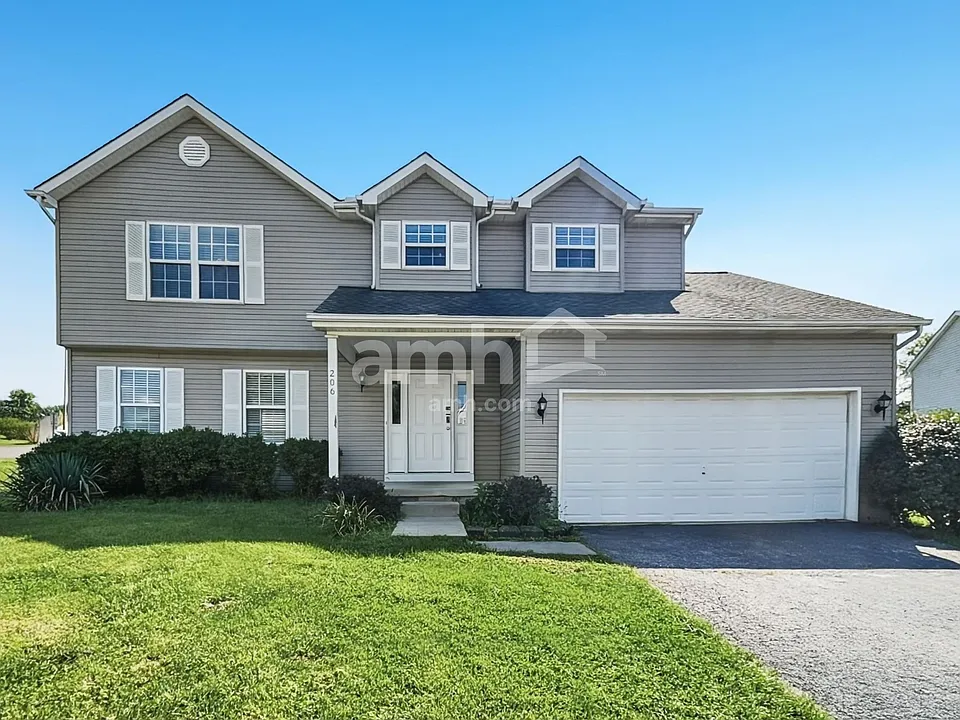 206 Aston Ct