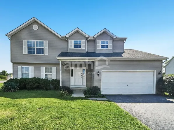 206 Aston Ct, Pataskala, OH 43062