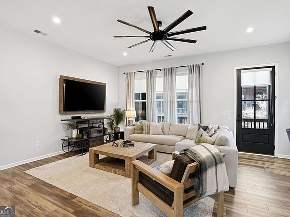 5th image of 6610 Cortland Walk