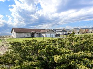 710 Saint Hilaire Rd, Yakima, WA 98901