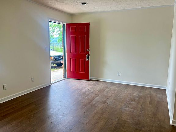 5th image of 116 Highland Ave APT 4