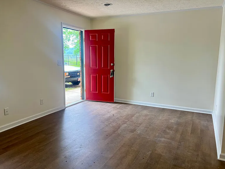 116 Highland Ave — Photo 5
