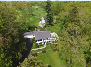 67 Buttonwood Ln, Darien, CT 06820