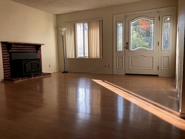 4 bed, 1200 sqft, $3,800 — Photo 4