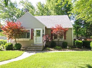 1371 W Pershing Rd, Decatur, IL 62526