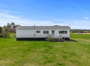 251 King St, Saint David'S Parish, PE C0B1M0