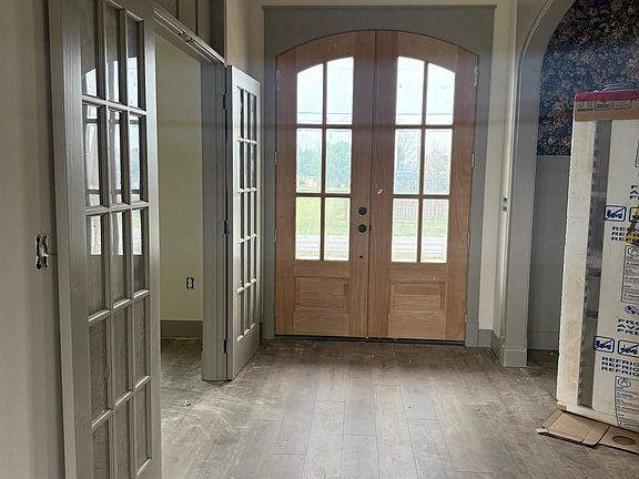 5th image of 755 W Limestone Rd