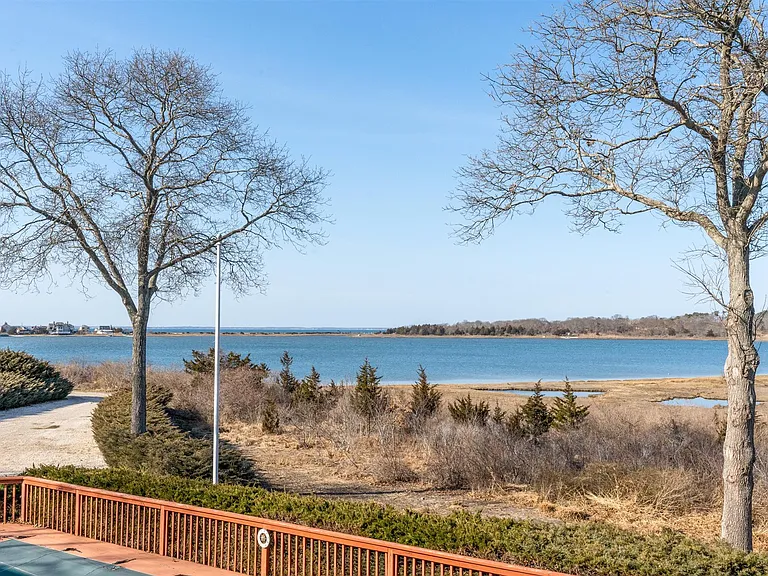 86 Inlet Rd E — Photo 24