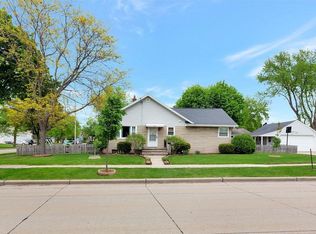 503 E 2nd St, Kimberly, WI 54136