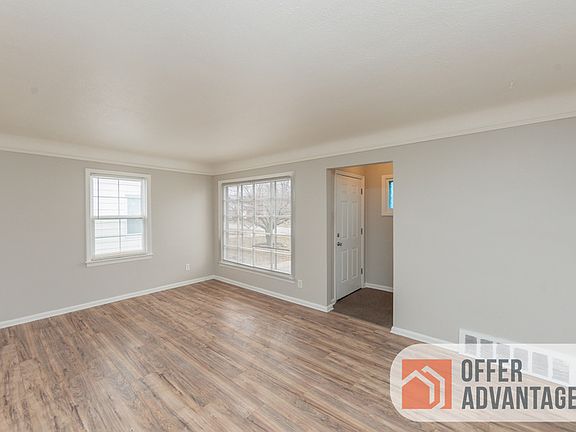 2nd image of 27241 Forestview Ave