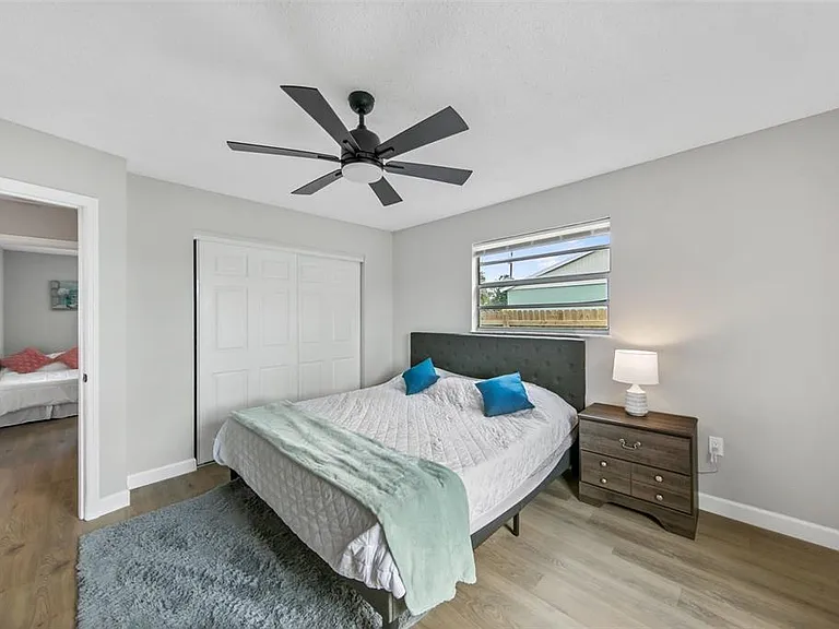 7113 Regina Dr — Photo 12
