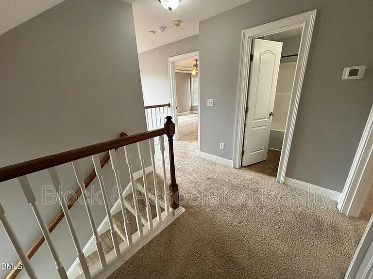124 Factors Walk Ln — Photo 35