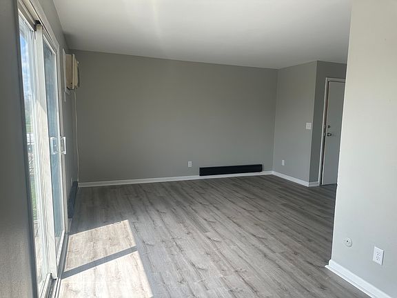 3rd image of 3190 Valerie Arms Dr #10