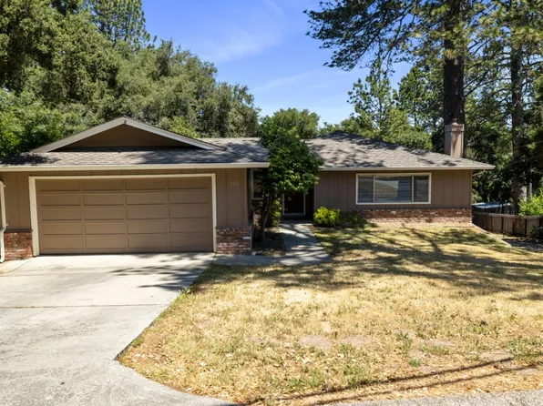 261 Estrella Dr, Scotts Valley, CA 95066