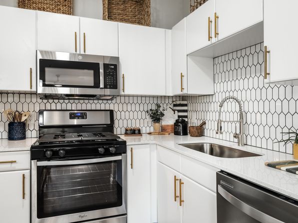 12430 Metric Blvd APT 6208