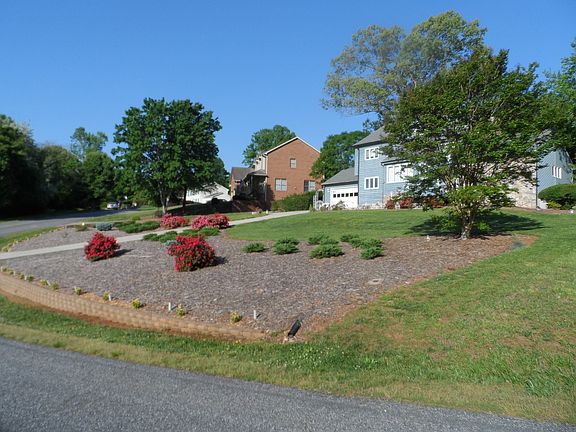 3rd image of 5994 Gold Creek Dr