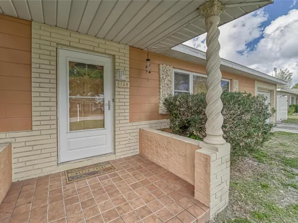 5128 61st Ln N, Kenneth City, FL 33709