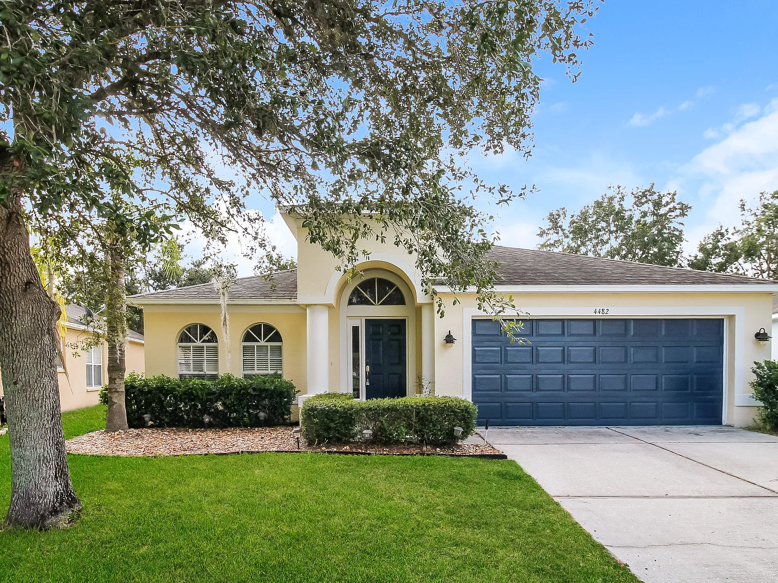 4482 Lisette Cir — Photo 1