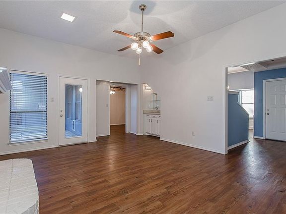 3rd image of 2026 Whippoorwill Ln