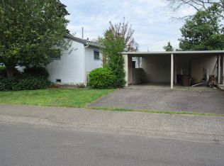 169 W Bodie St, Roseburg, OR 97471
