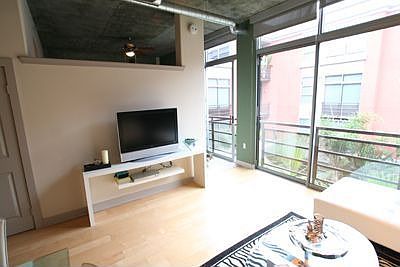 2nd image of 840 E Green St Unit 327