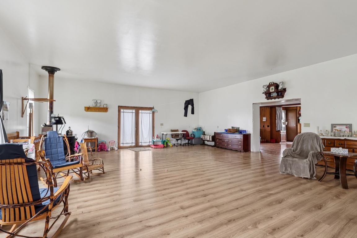 next background image