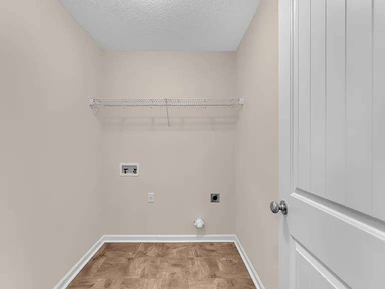 139 W West Winn Ave — Photo 21