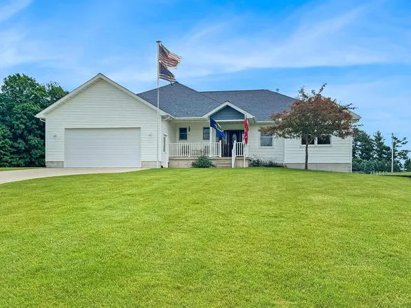 8965 S 35th Rd, Cadillac, MI 49601