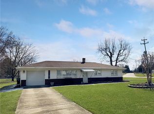 970 Clarksville Rd, Hermitage, PA 16148