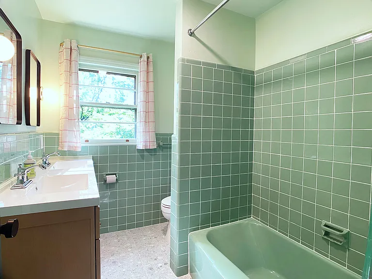 606 Fairview Rd — Photo 15