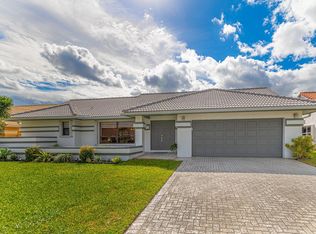 6071 Sun Berry Cir, Boynton Beach, FL 33437
