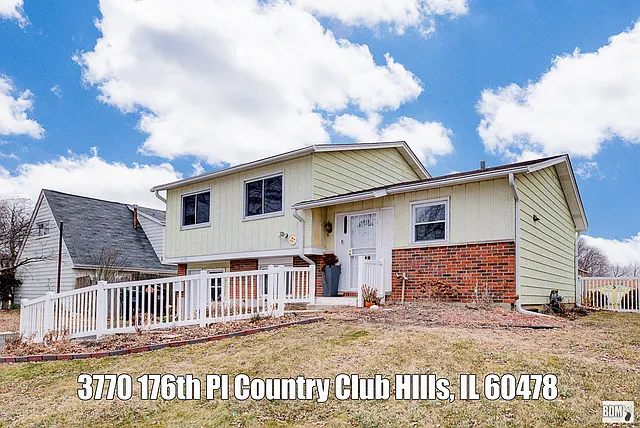 3770 176th Pl photo 1