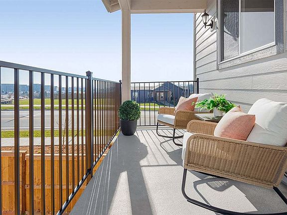Balcony Overlooking Yard at Rhone, Townes at Vineyard