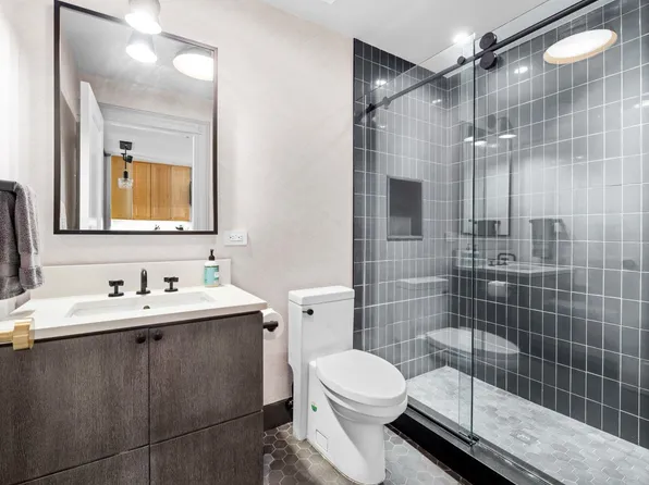 630 Hudson Street image 45 of 50