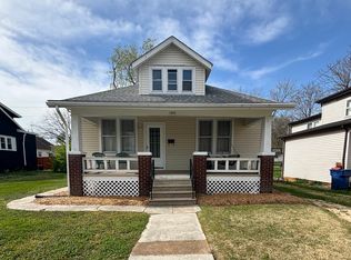 1305 N Charles St, Belleville, IL 62221