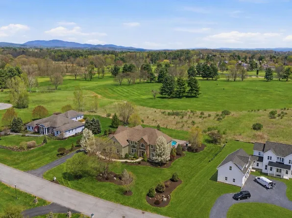 22 Grandview Drive, Queensbury, NY 12804