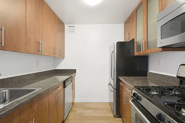 Rented by Cooper & Cooper Real Estate | media 1